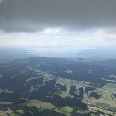 Flugwegposition um 14:22:27: Aufgenommen in der Nähe von Gemeinde Doren, Österreich in 2034 Meter